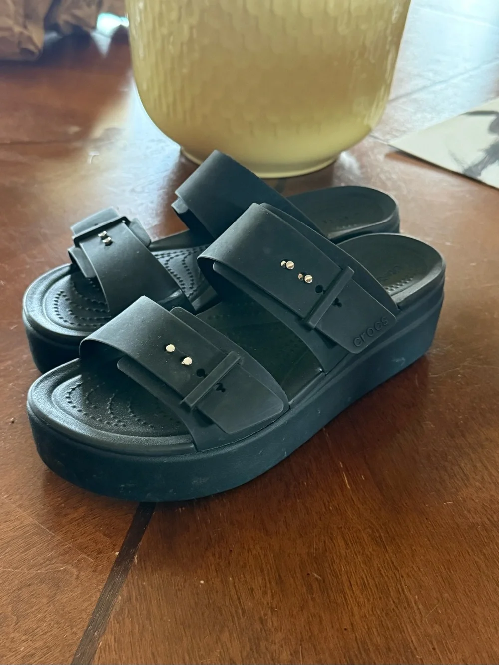 Crocs Brooklyn Buckle low wedge sandal - Picture 2 of 4